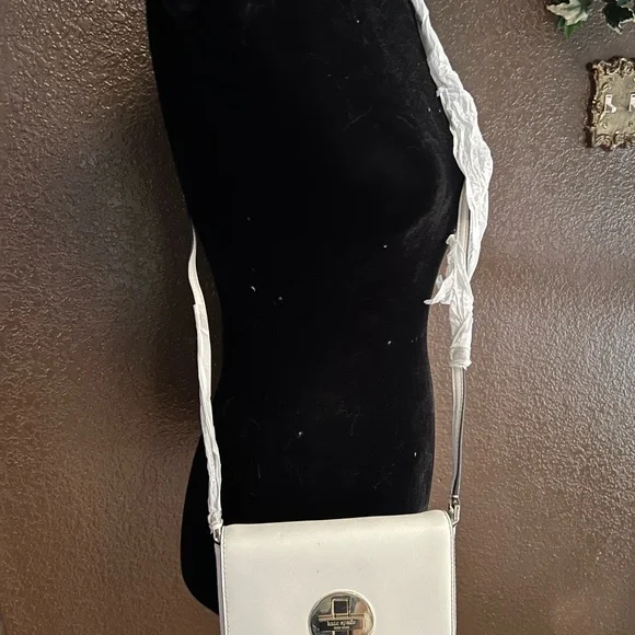 Kate Spade Ivory Newbury Lane Sally Crossbody with Gold Accent - NWOT - Picture 7 of 15